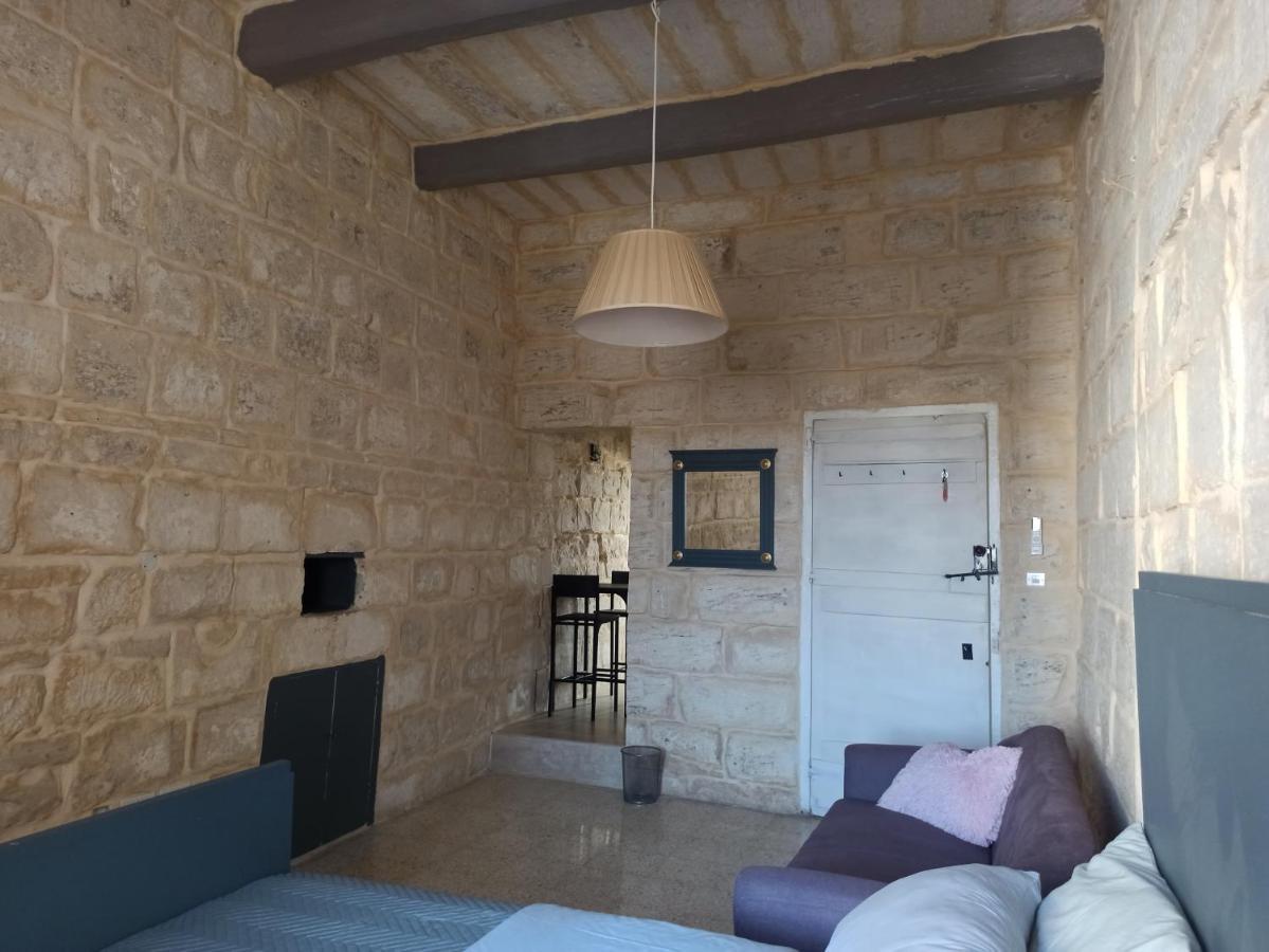 Beautiful 1-Bed Apartment In Hal Qormi Екстериор снимка